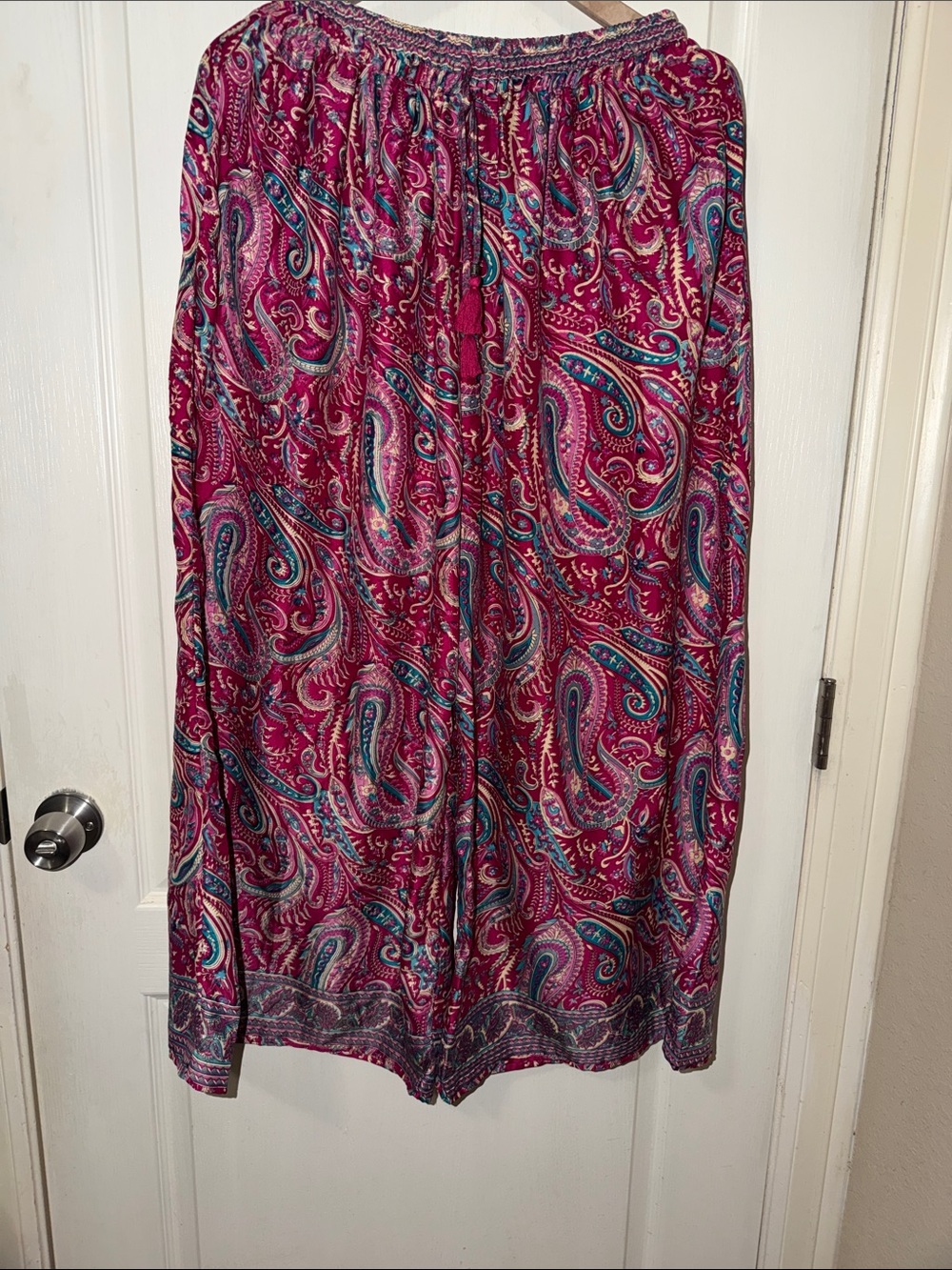 5/$25💗 Boho Paisley Gathered Waist Pants in Magenta & Teal, silk blend, Large
